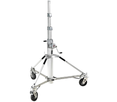 Avenger_Long_John_Silver_(5m70)_proframe_location_paris_6